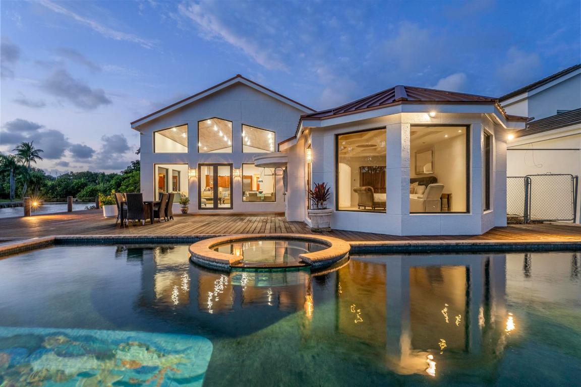 FRENCHMANS CREEK PAR C-1-B - Residential