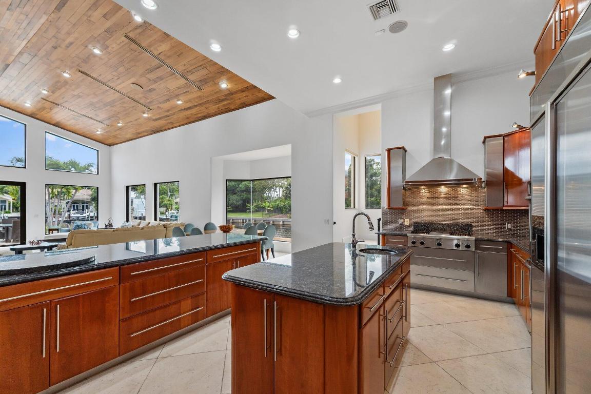 FRENCHMANS CREEK PAR C-1-B - Residential