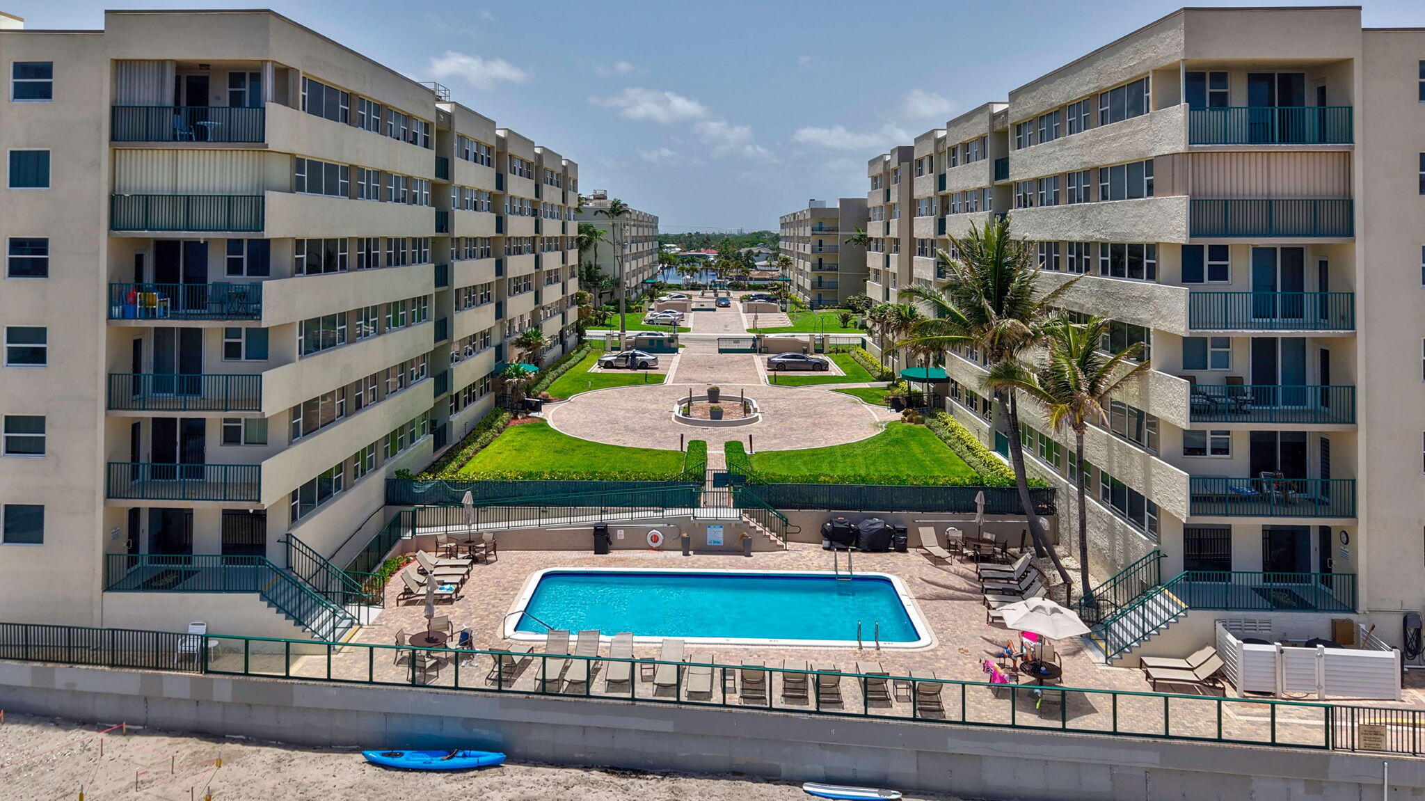 PORT DE MER CONDO - Residential