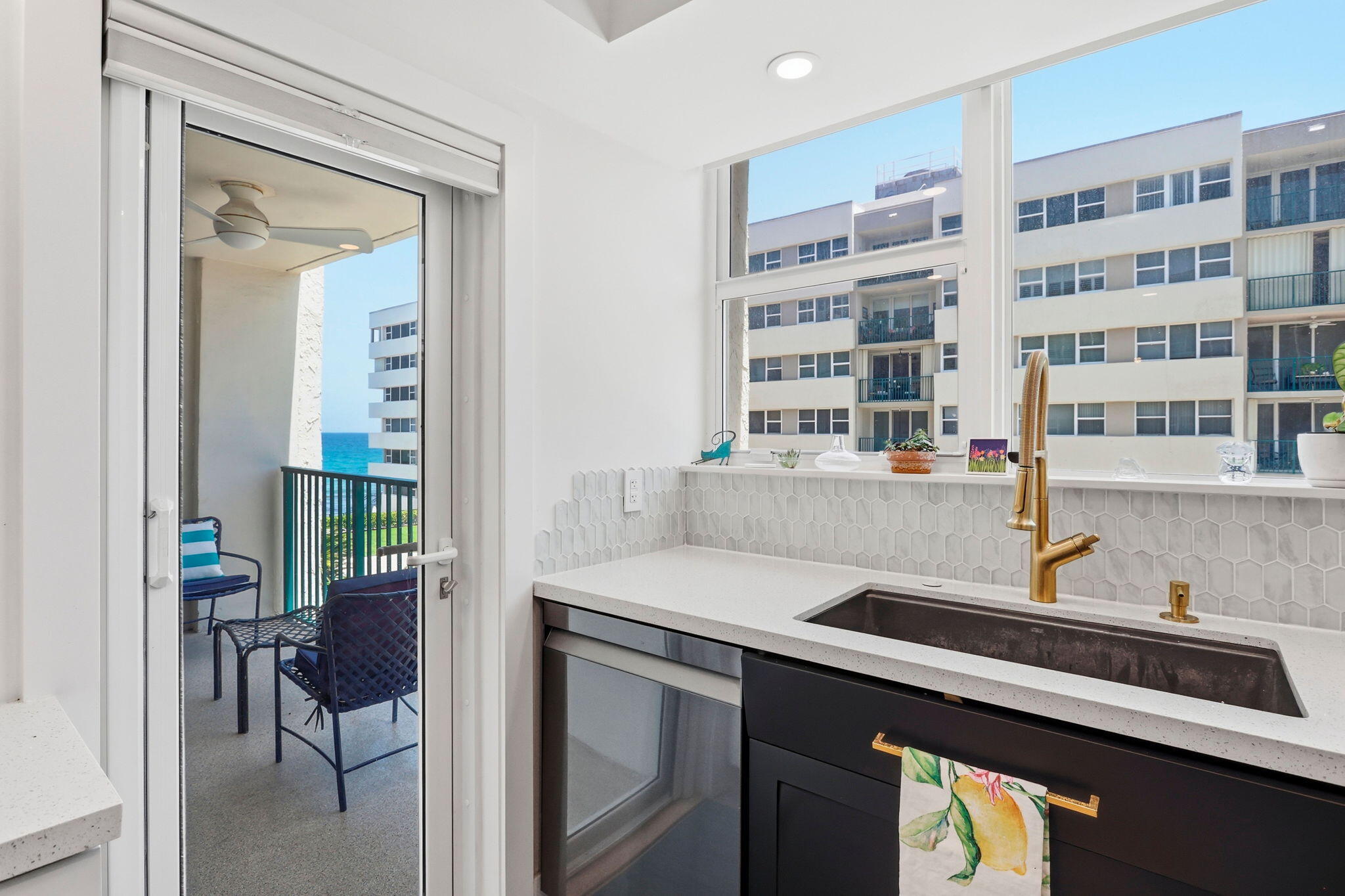 PORT DE MER CONDO - Residential