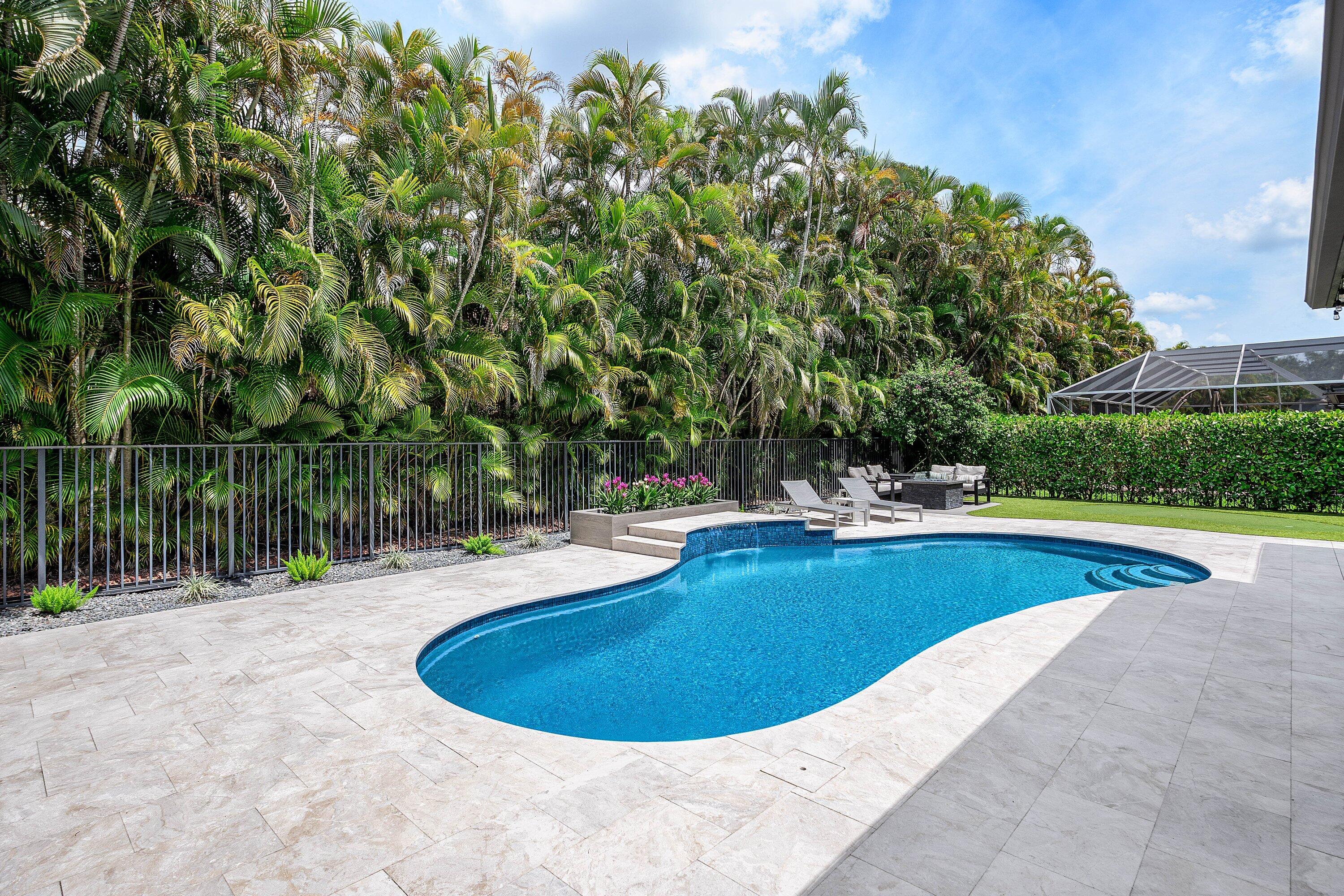 Saturnia - Residential