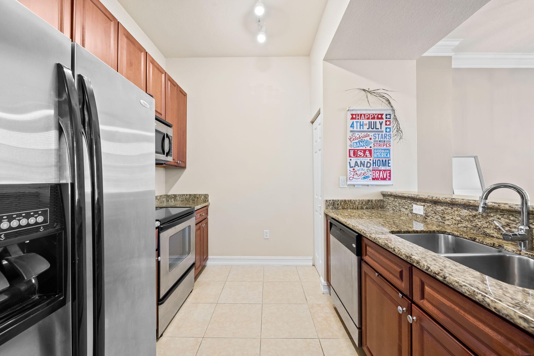 ALAQUA CONDO - Residential