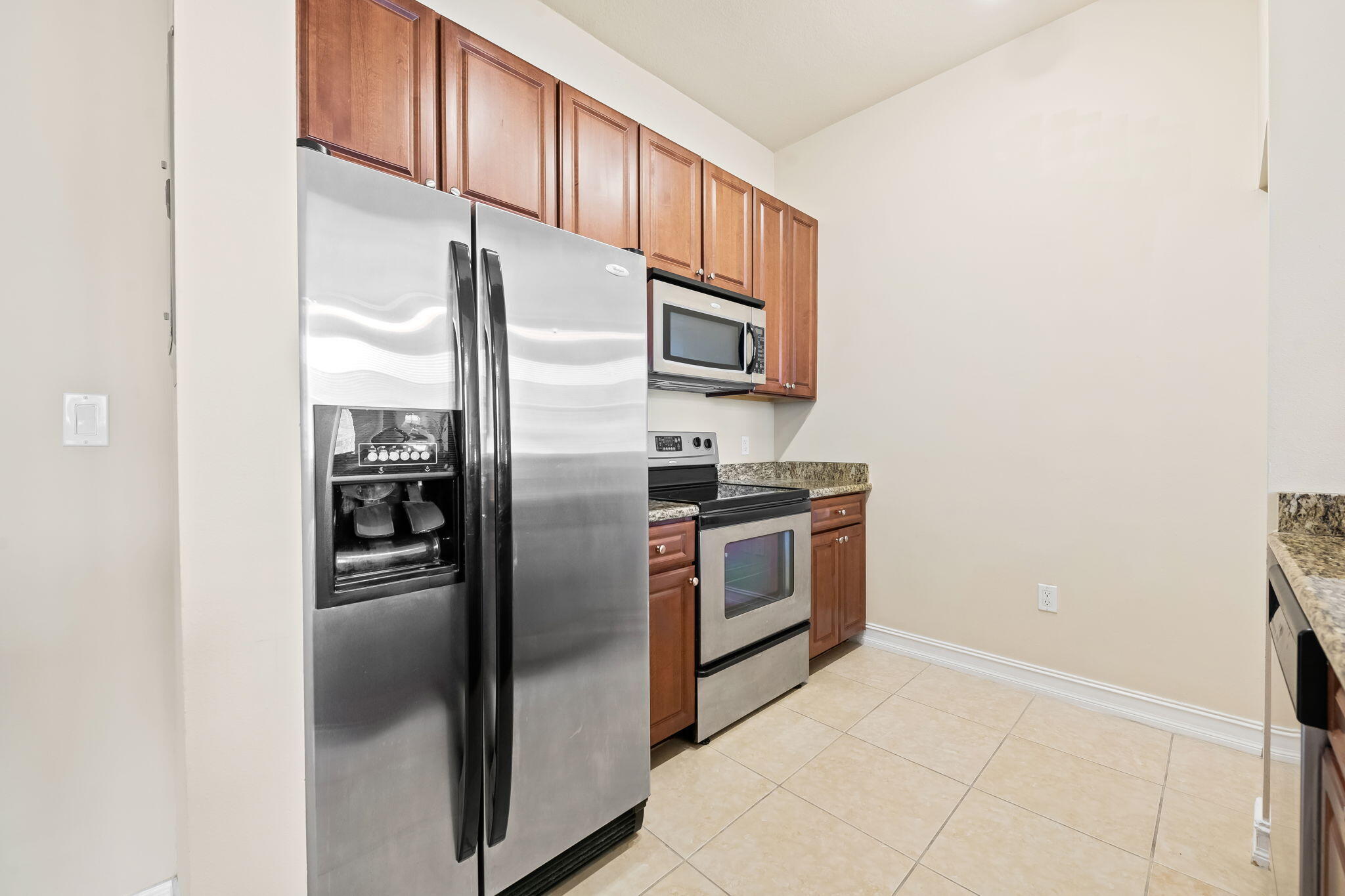 ALAQUA CONDO - Residential