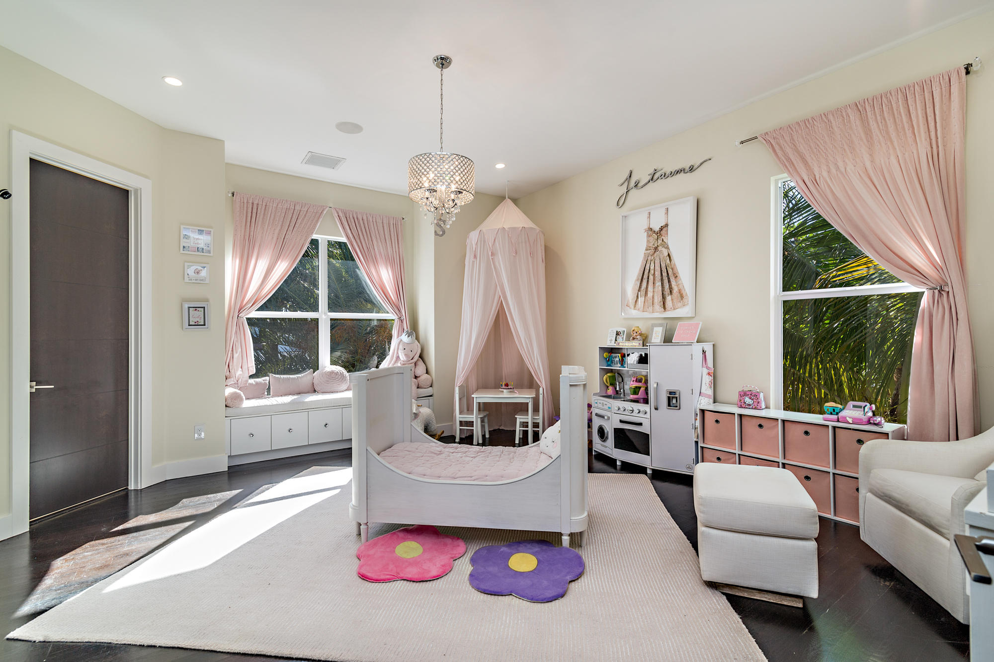 EDMOR ESTATES - Residential