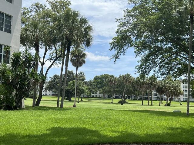 NO 70 PALM-AIRE COUNTRY CLUB - Residential
