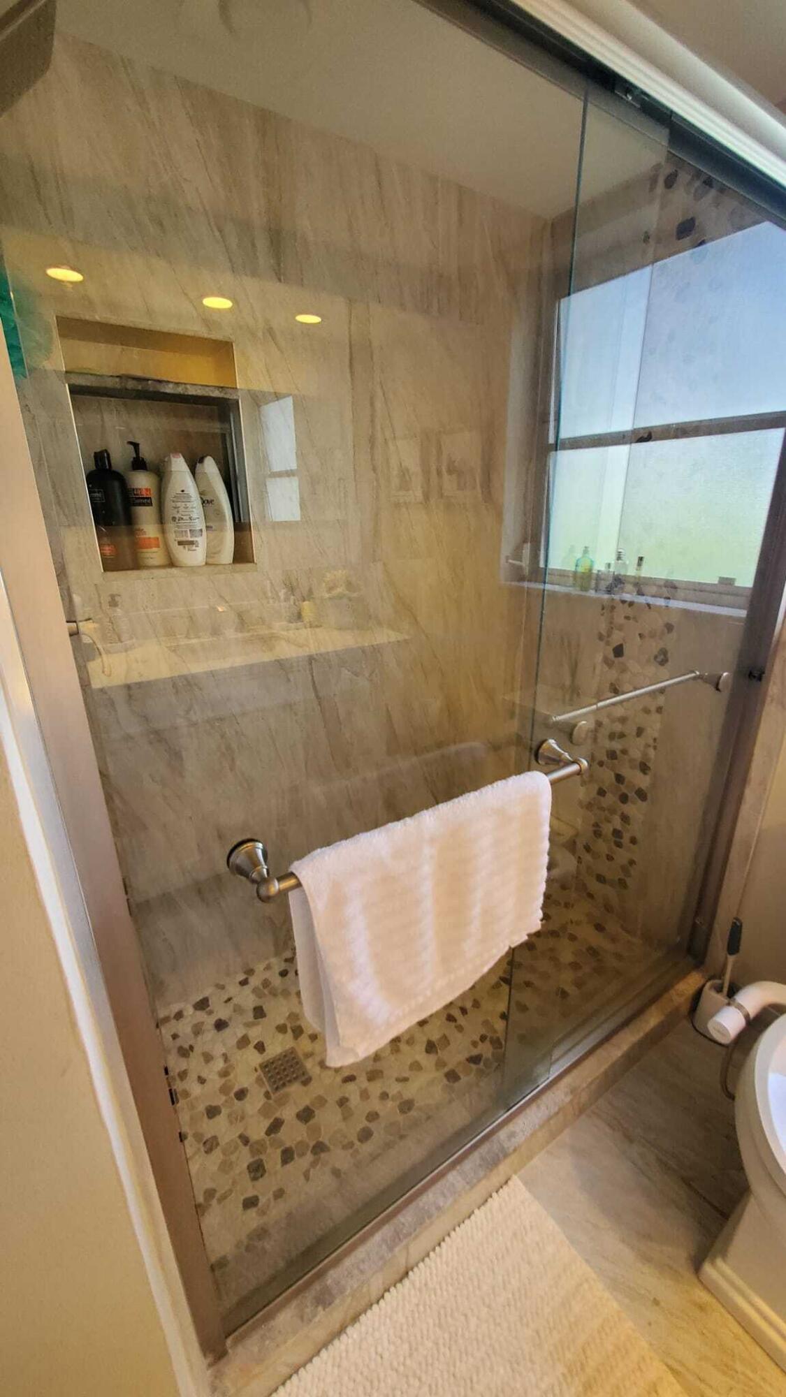 NO 70 PALM-AIRE COUNTRY CLUB - Residential