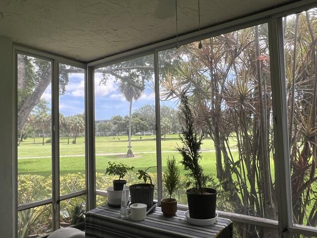 NO 70 PALM-AIRE COUNTRY CLUB - Residential