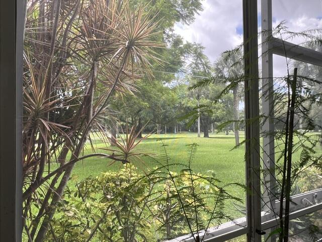 NO 70 PALM-AIRE COUNTRY CLUB - Residential