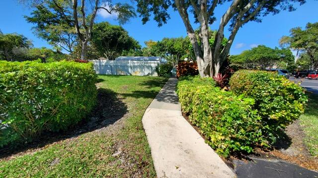 NO 70 PALM-AIRE COUNTRY CLUB - Residential