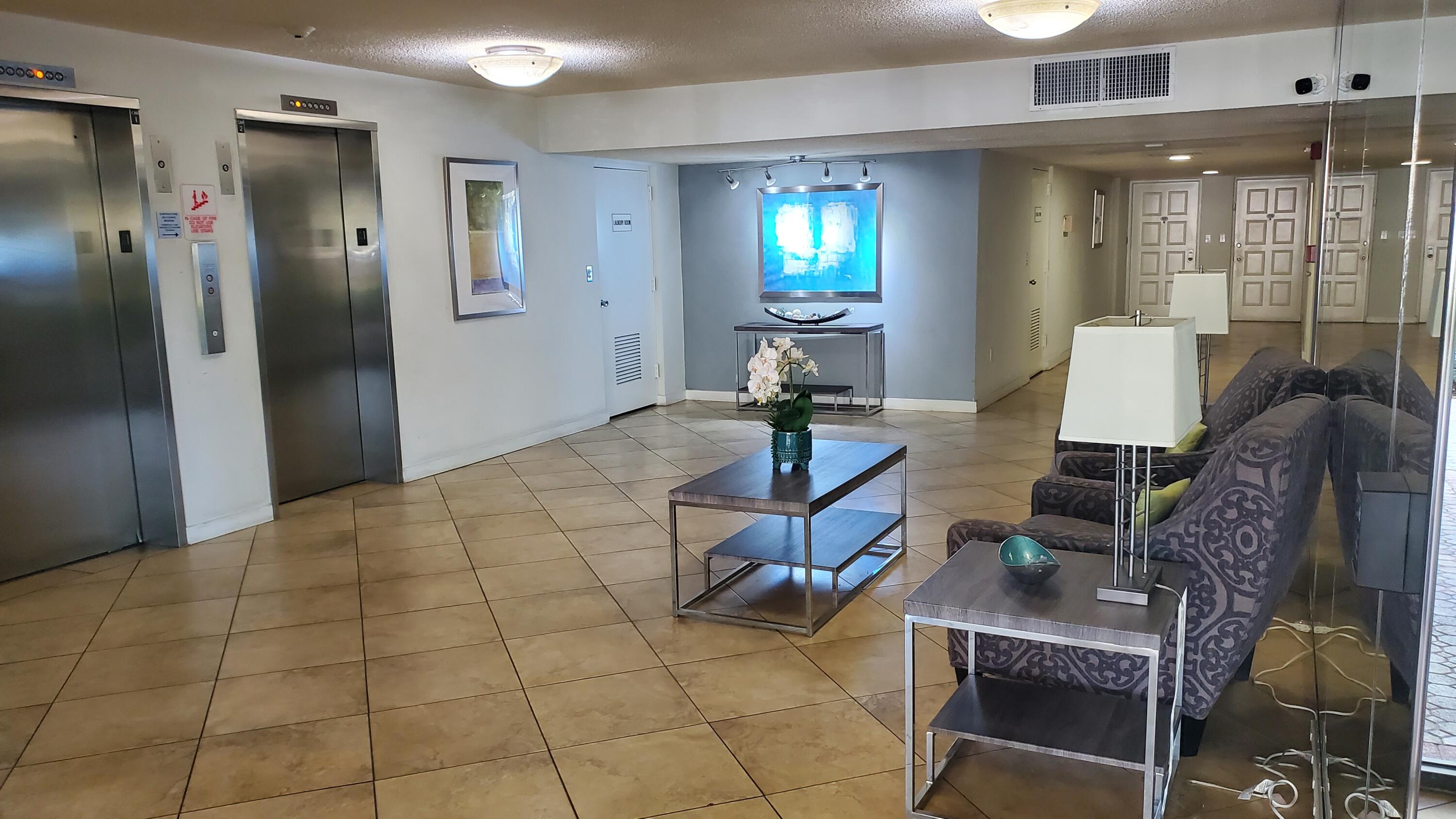 NO 70 PALM-AIRE COUNTRY CLUB - Residential