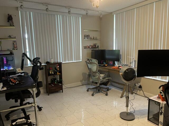 NO 70 PALM-AIRE COUNTRY CLUB - Residential