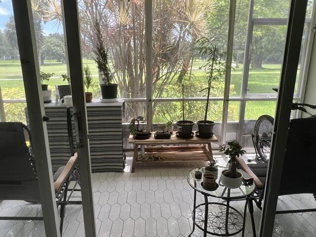 NO 70 PALM-AIRE COUNTRY CLUB - Residential