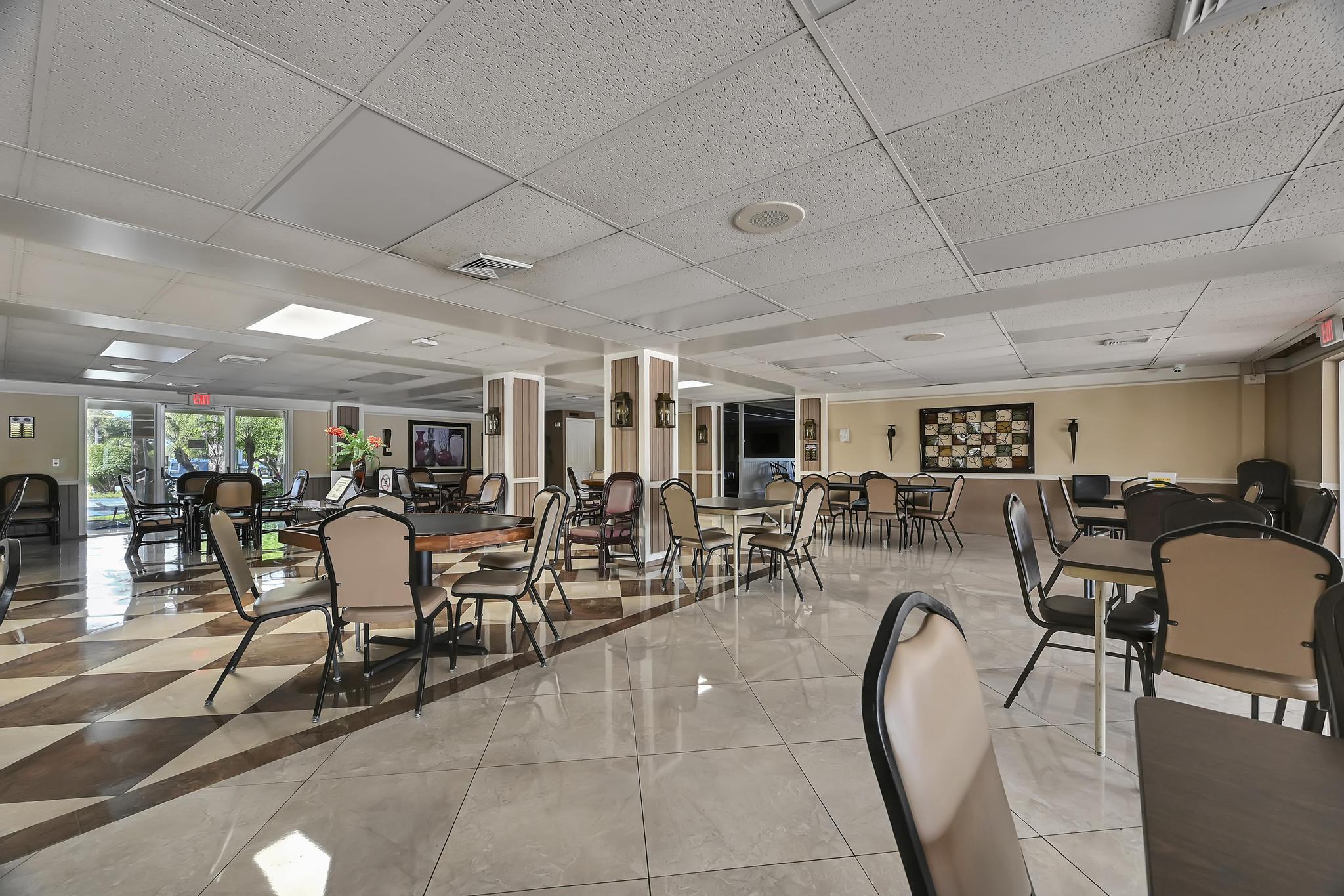 GOLDEN LAKES VILLAGE CONDO 1 THRU 13-A - Residential Lease