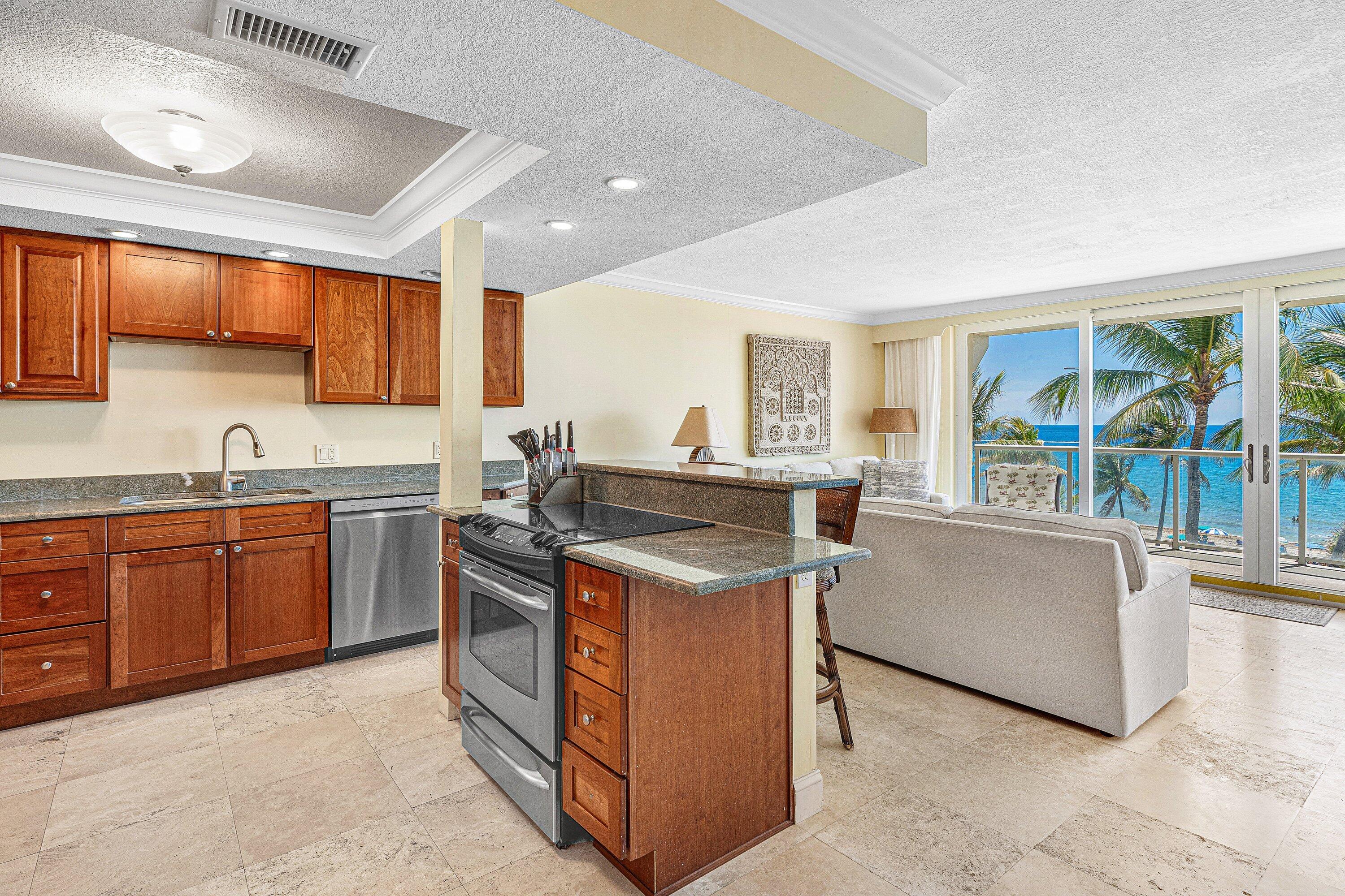 Ocean Club at Deerfield Beach - Residential