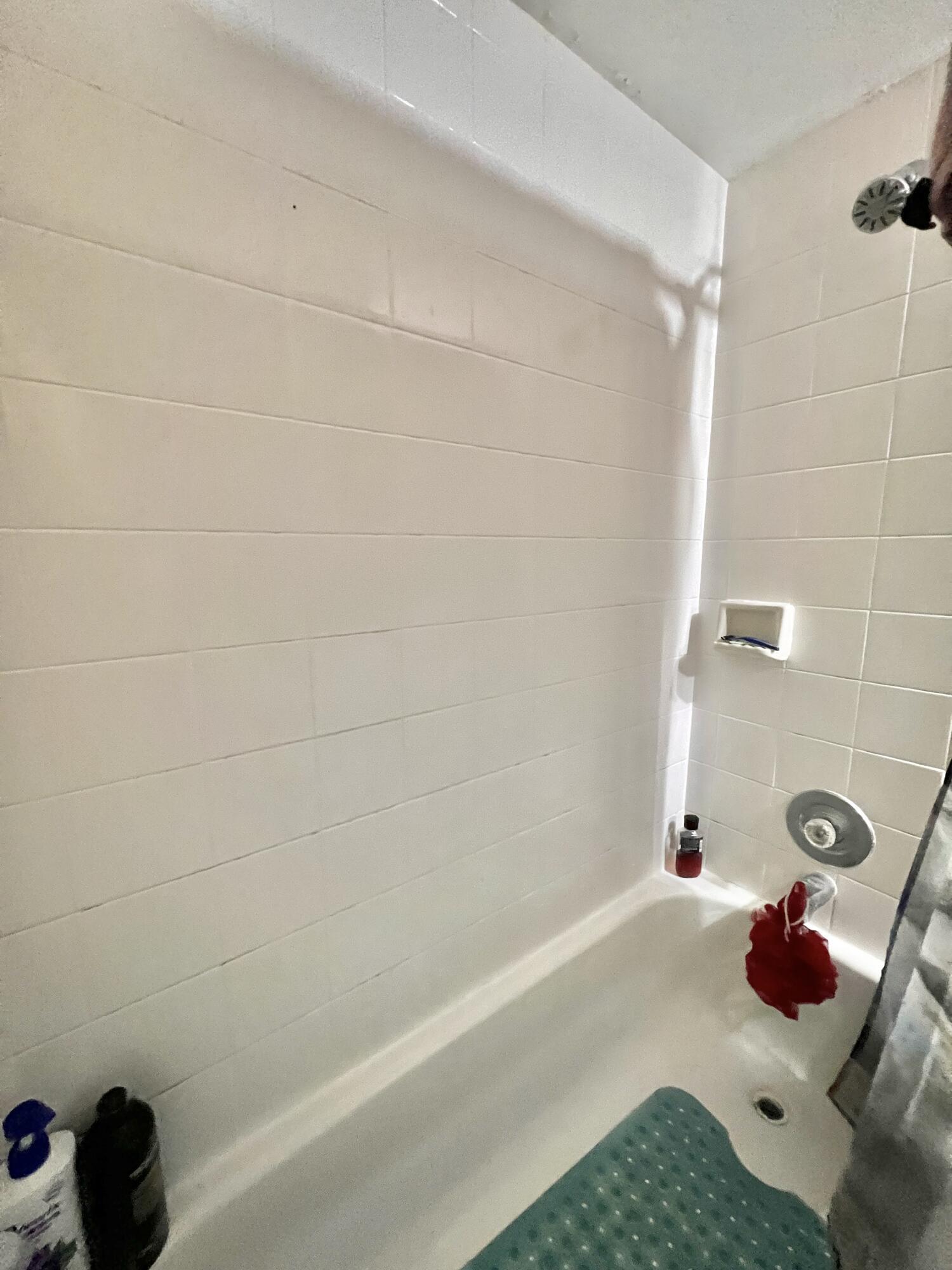LAURELS AT SHERWOOD CONDO - Residential