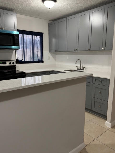 AVONDALE - Residential Lease