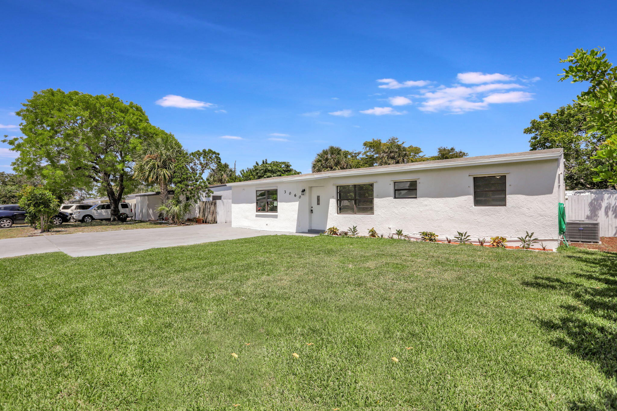 COLLIER MANOR 3RD ADD - Residential