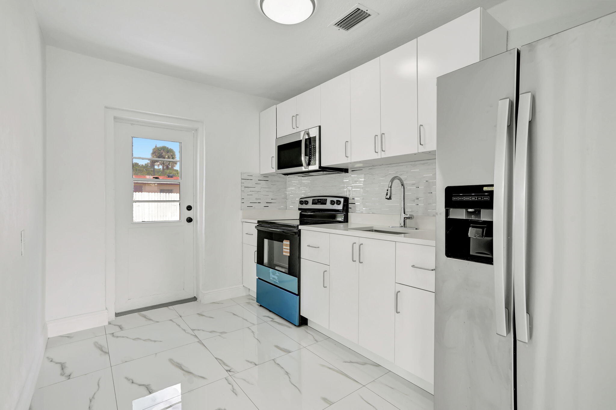 COLLIER MANOR 3RD ADD - Residential