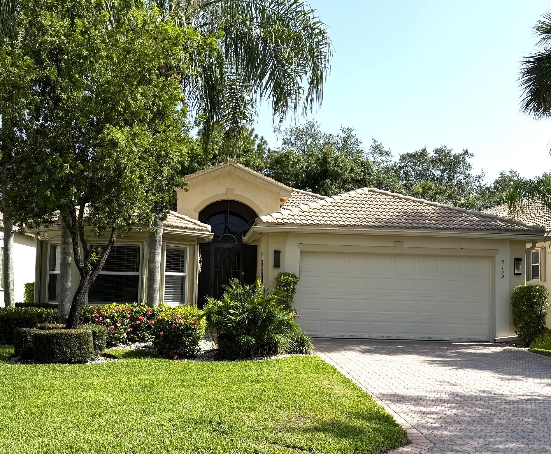 VALENCIA SHORES - Residential