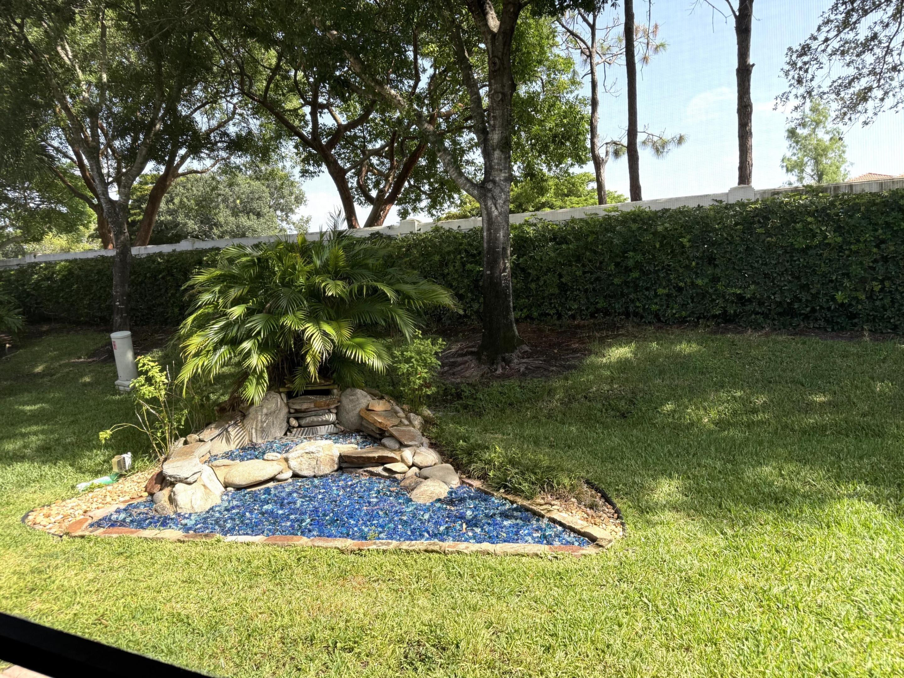 VALENCIA SHORES - Residential