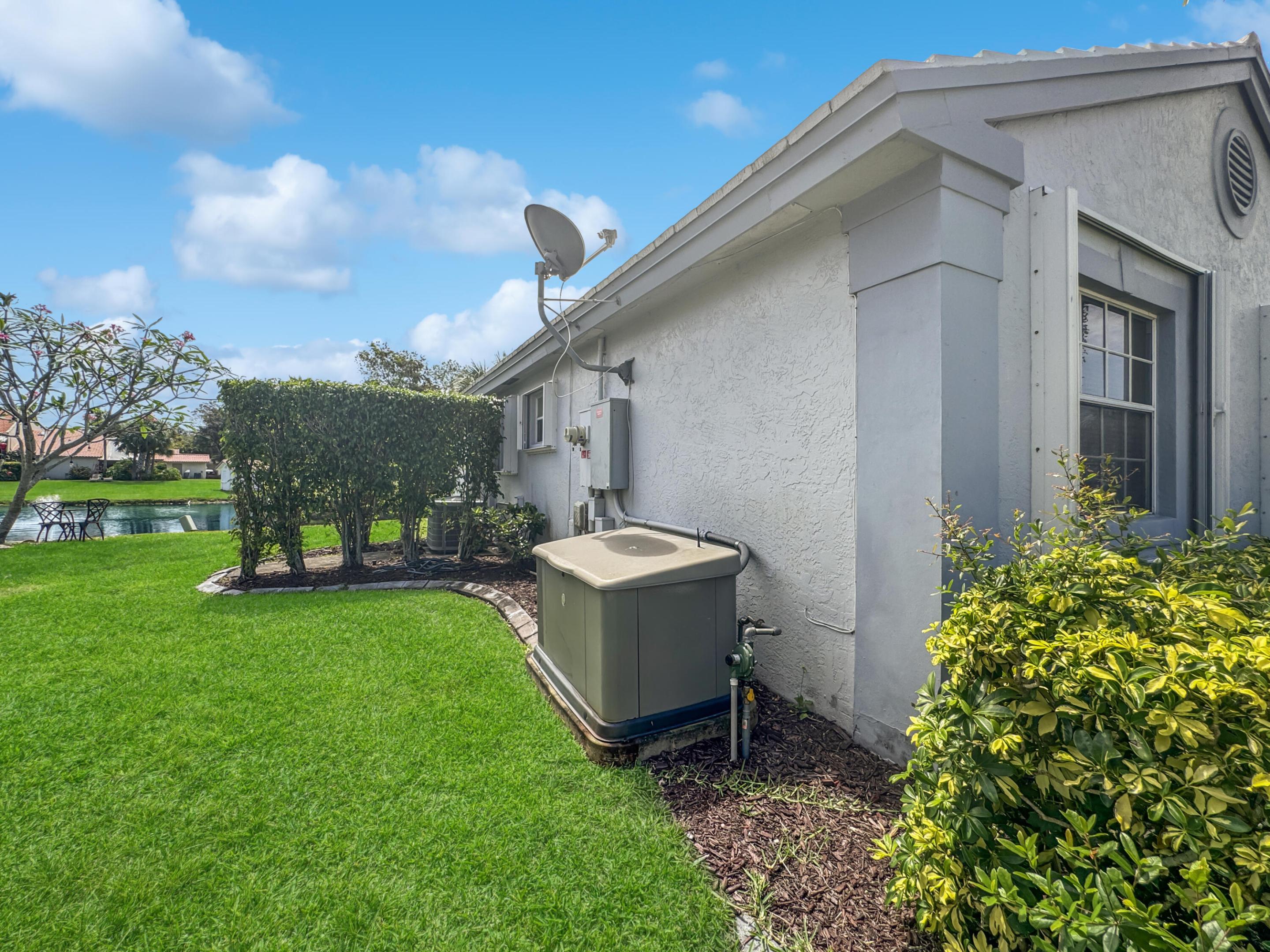 COQUINA LAKES - Residential