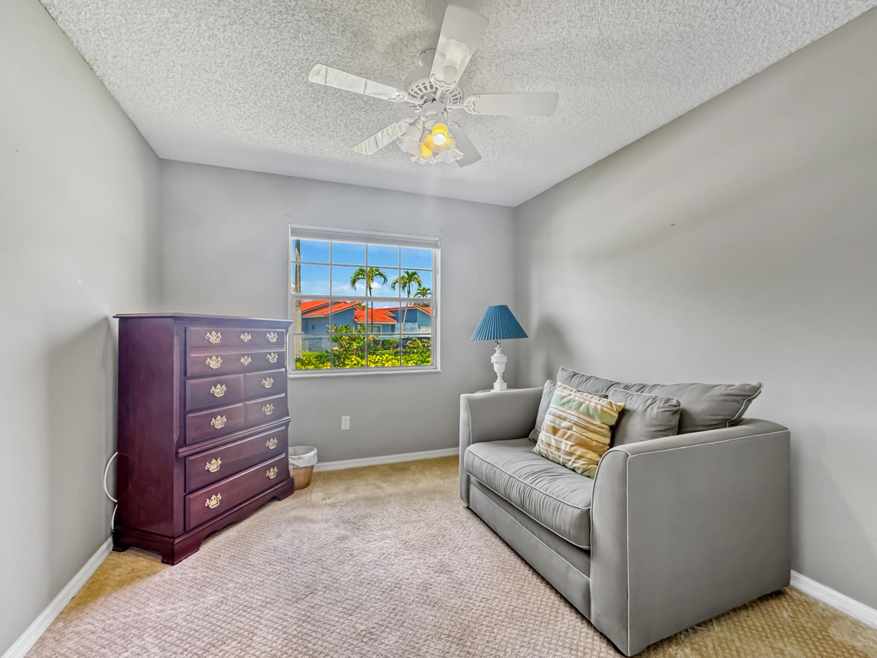 COQUINA LAKES - Residential