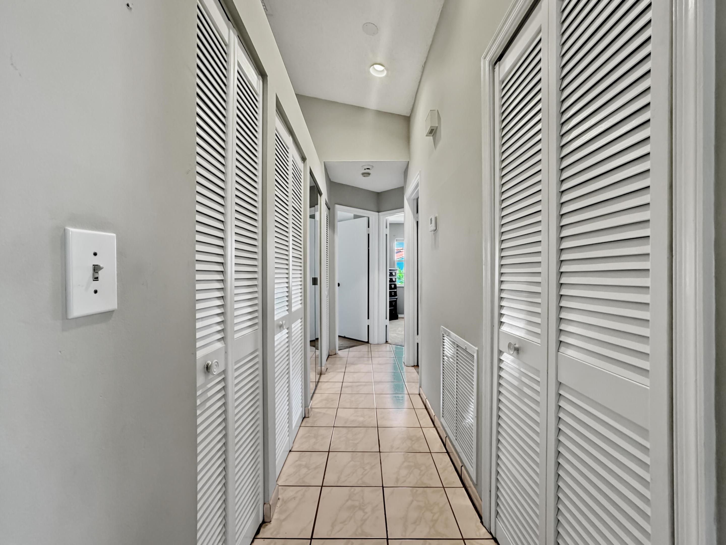 COQUINA LAKES - Residential