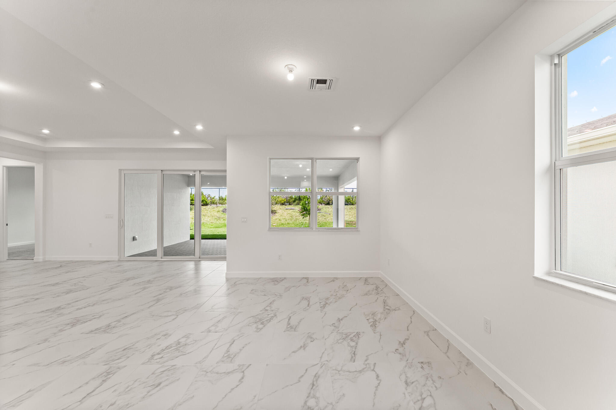 TELARO AT SOUTHERN GROVE PHASE 2 AND 3 - Residential