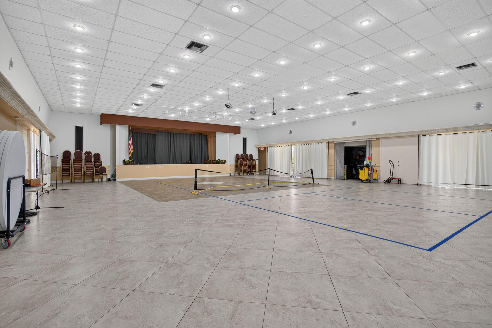 ORIOLE GOLF & TENNIS CLUB CONDO - Residential