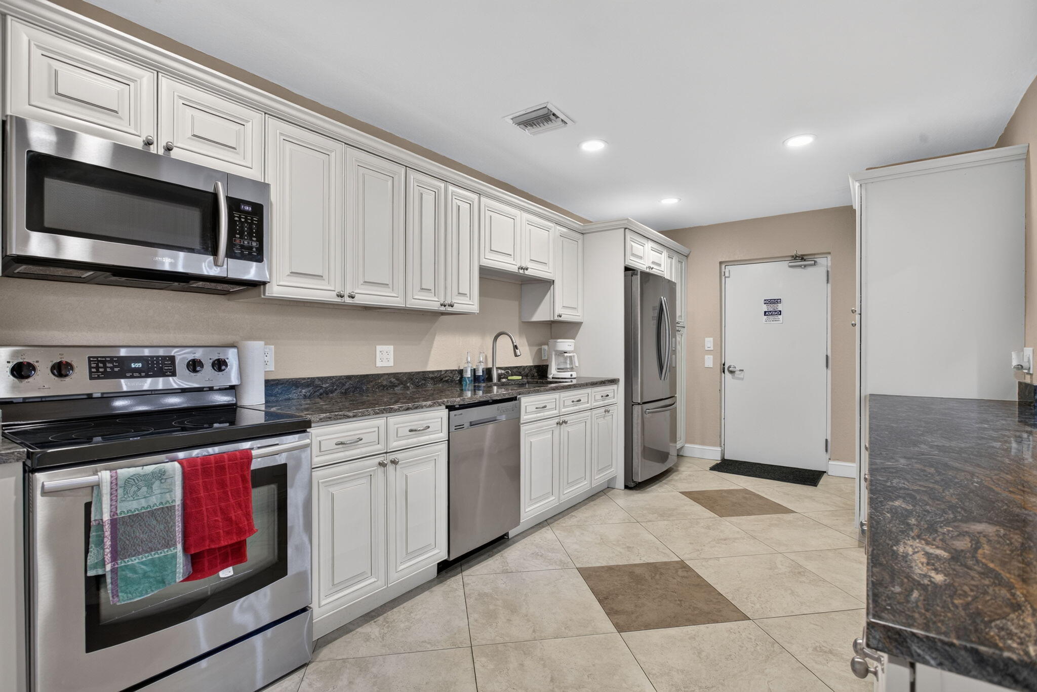 ORIOLE GOLF & TENNIS CLUB CONDO - Residential