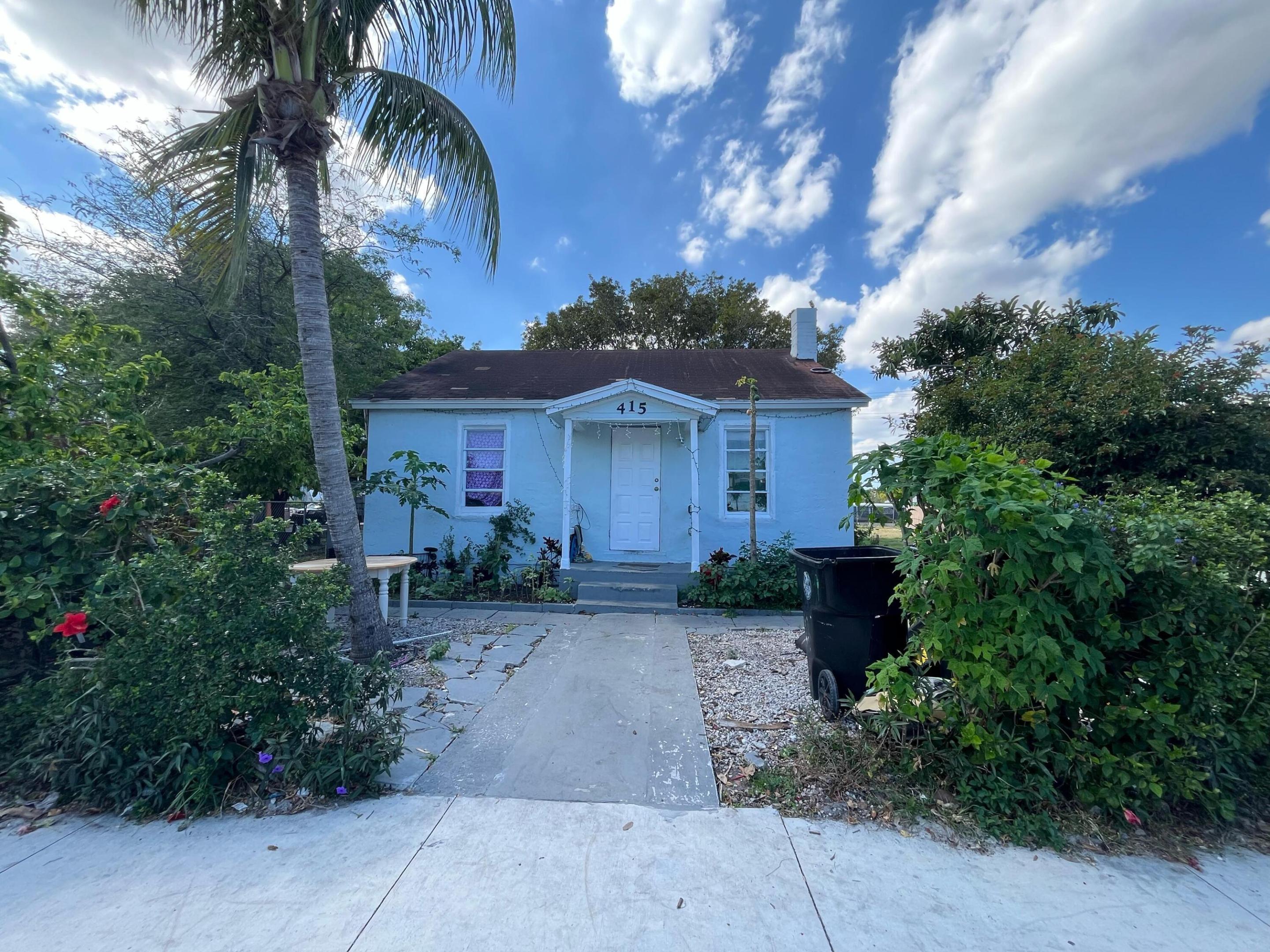 Excellent investment opportunity in the heart of Lake Worth Beach! This property features two detached homes on an oversized lot with private parking, both currently rented with good rental income. Prime location just minutes from downtown Lake Worth Beach, Lake Ave, restaurants, shopping, beaches, the Intracoastal Waterway, airports, and I-95. Zoned MU-DIXIE (Mixed Use Dixie Hwy), offering exceptional future development and investment potential. Please do not disturb tenants