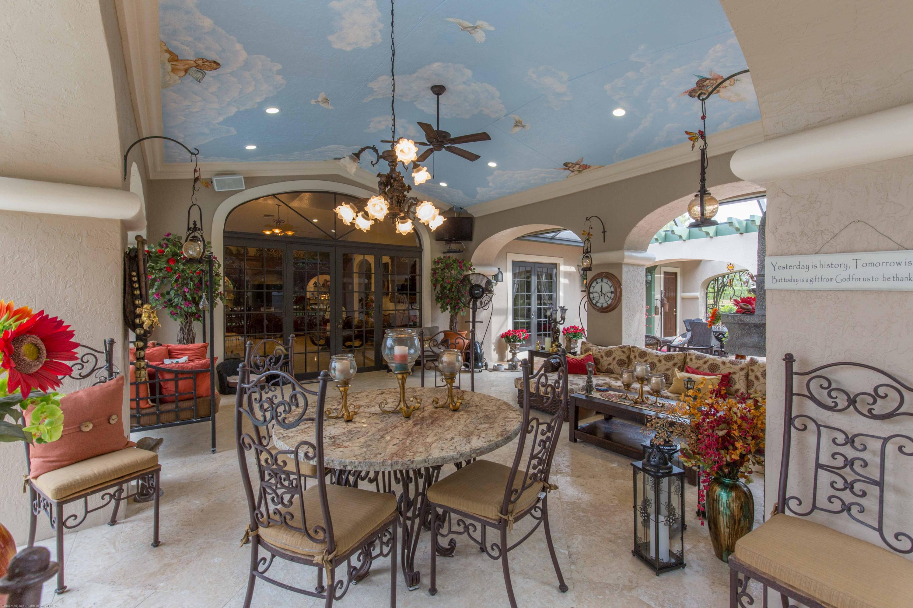 GRAND PRIX FARMS - Residential