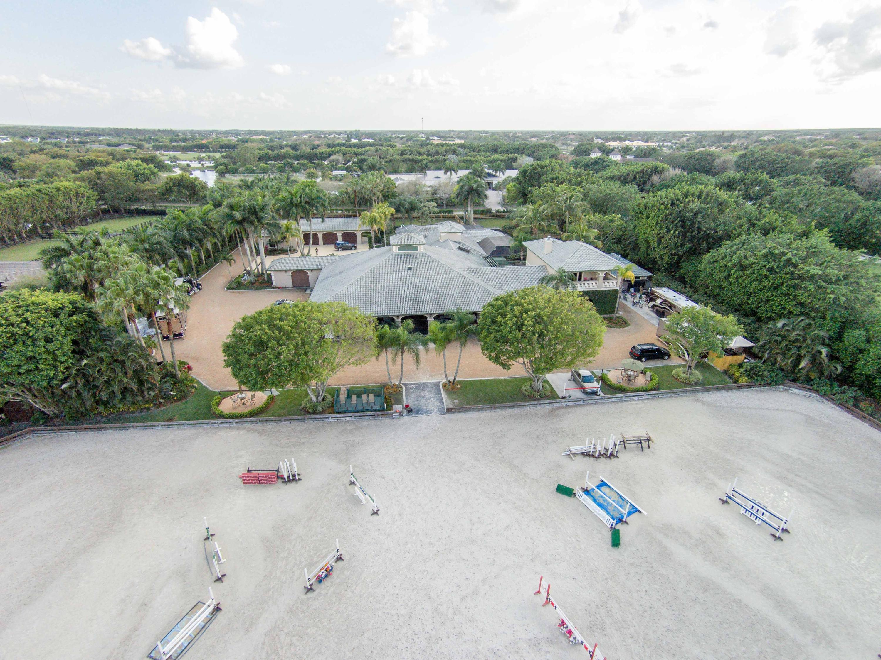 GRAND PRIX FARMS - Residential