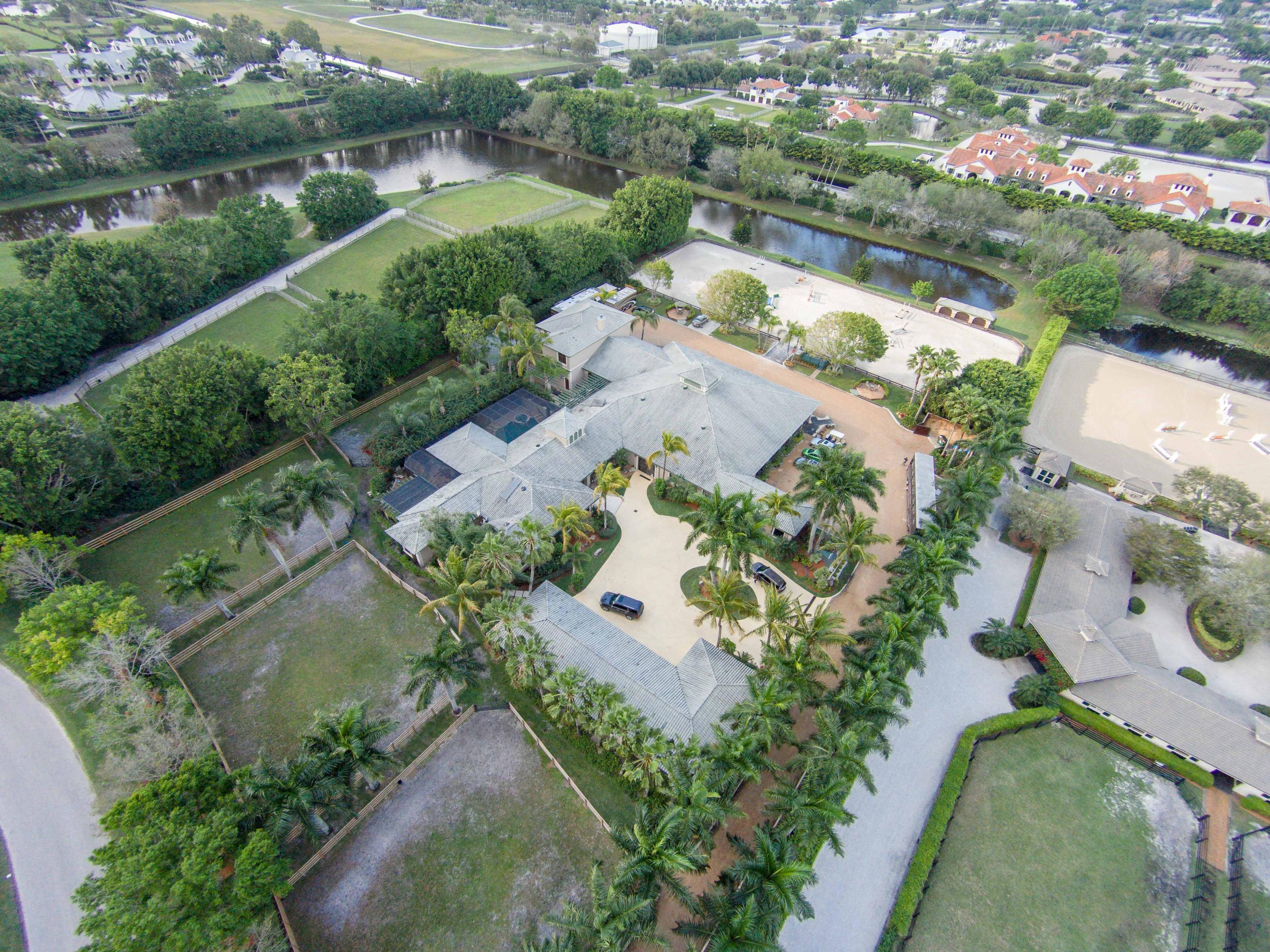 GRAND PRIX FARMS - Residential