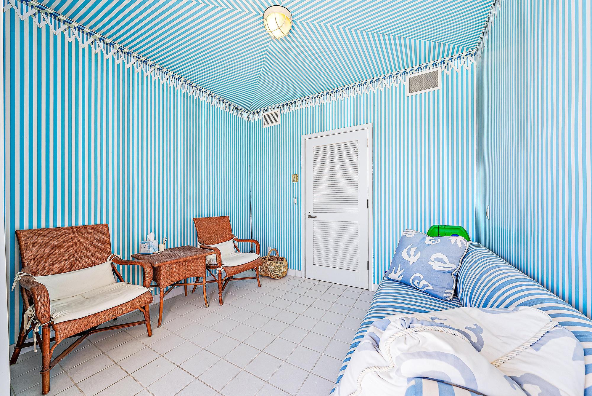 TWO NORTH BREAKERS ROW CONDO - Residential