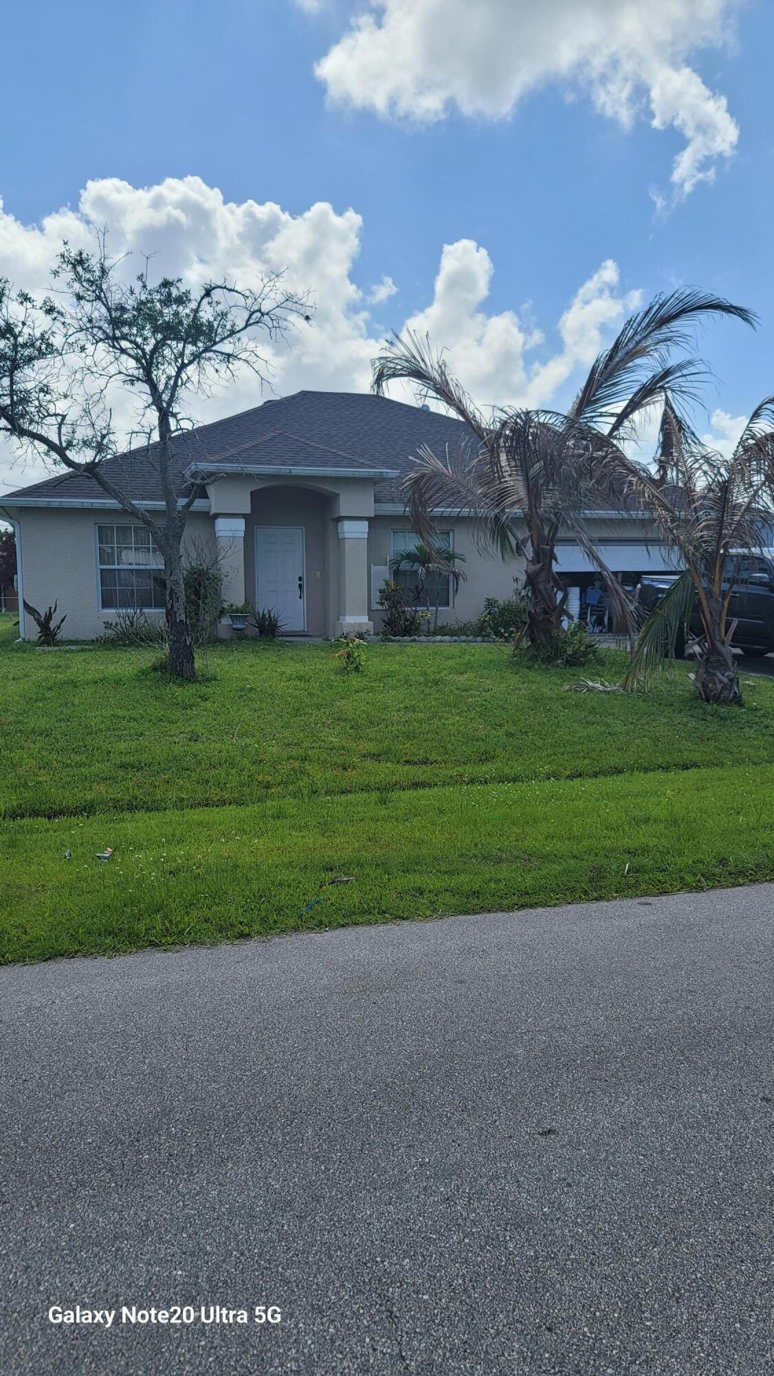 PORT ST LUCIE SECTION 3 - Residential