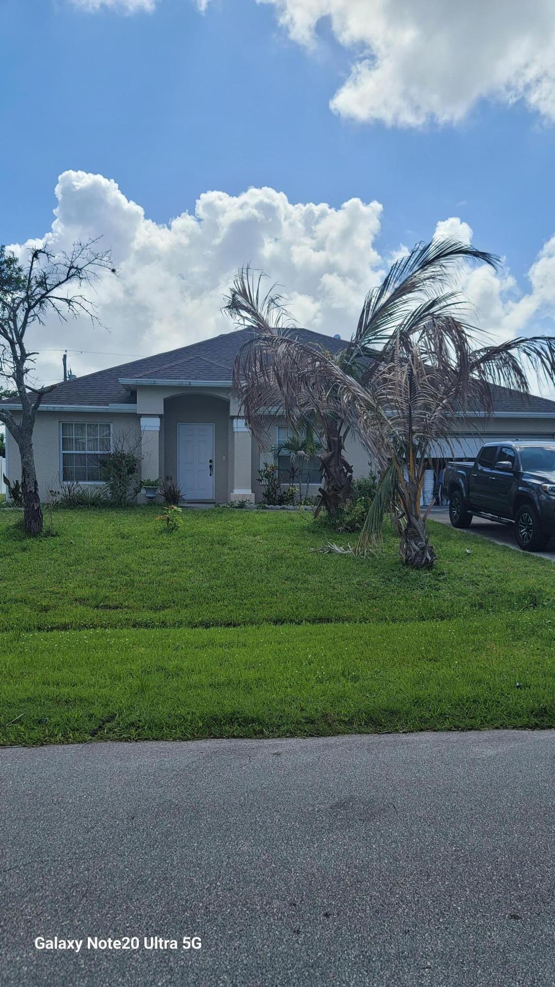 PORT ST LUCIE SECTION 3 - Residential