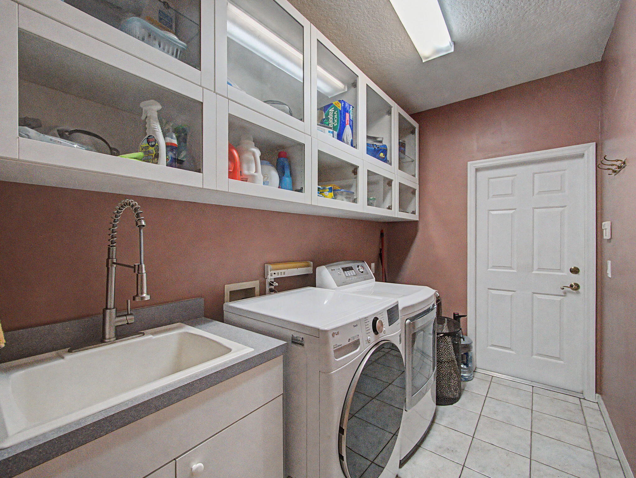 LOCKS LANDING - Residential