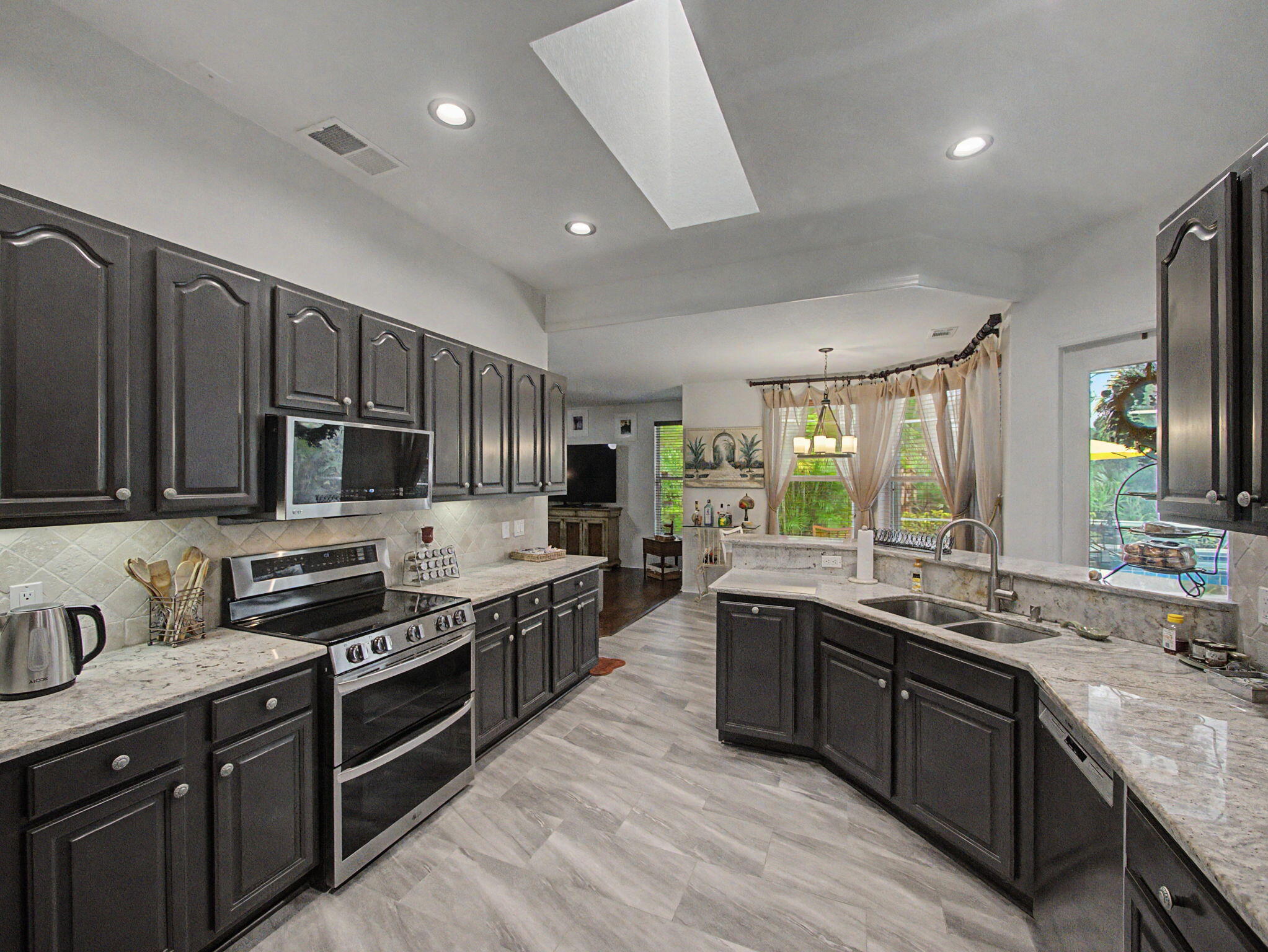 LOCKS LANDING - Residential