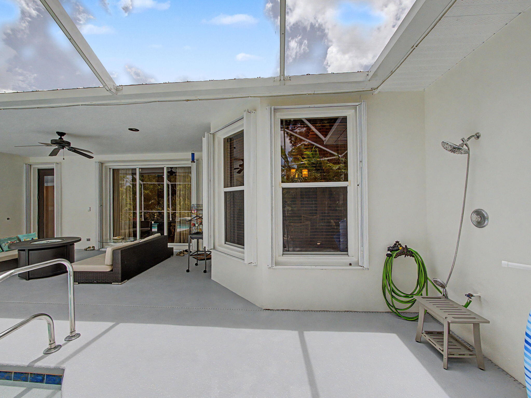 LOCKS LANDING - Residential