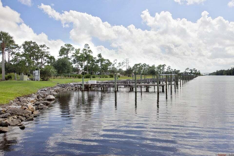 LOCKS LANDING - Residential