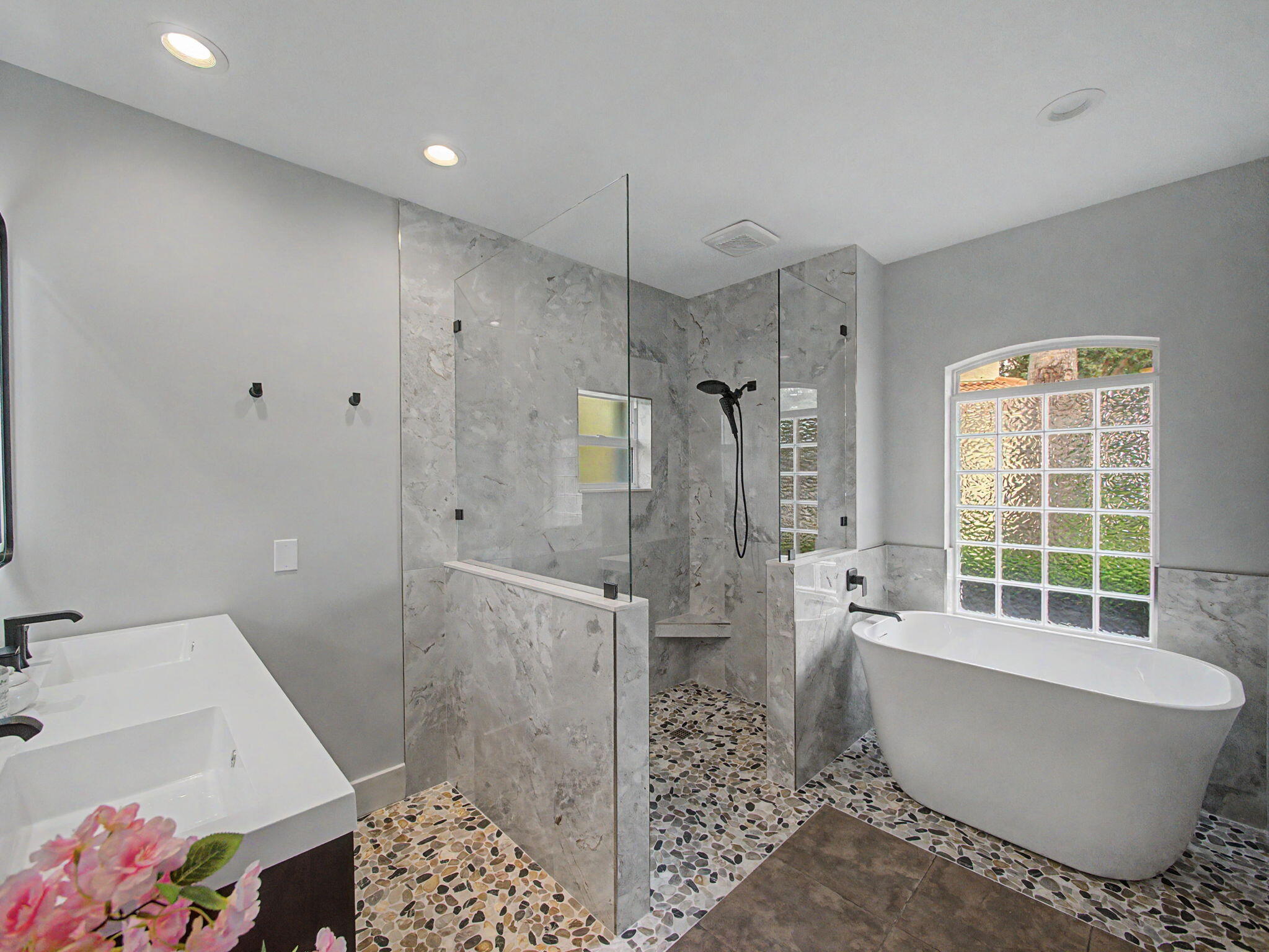 LOCKS LANDING - Residential