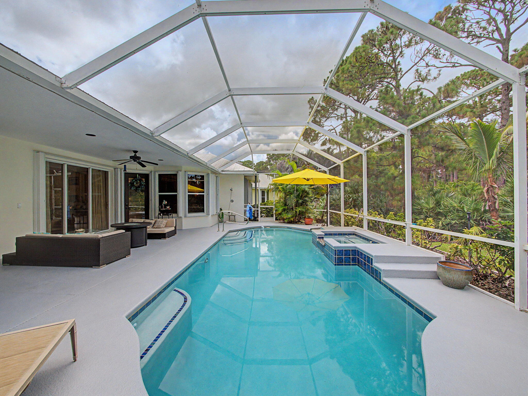 LOCKS LANDING - Residential