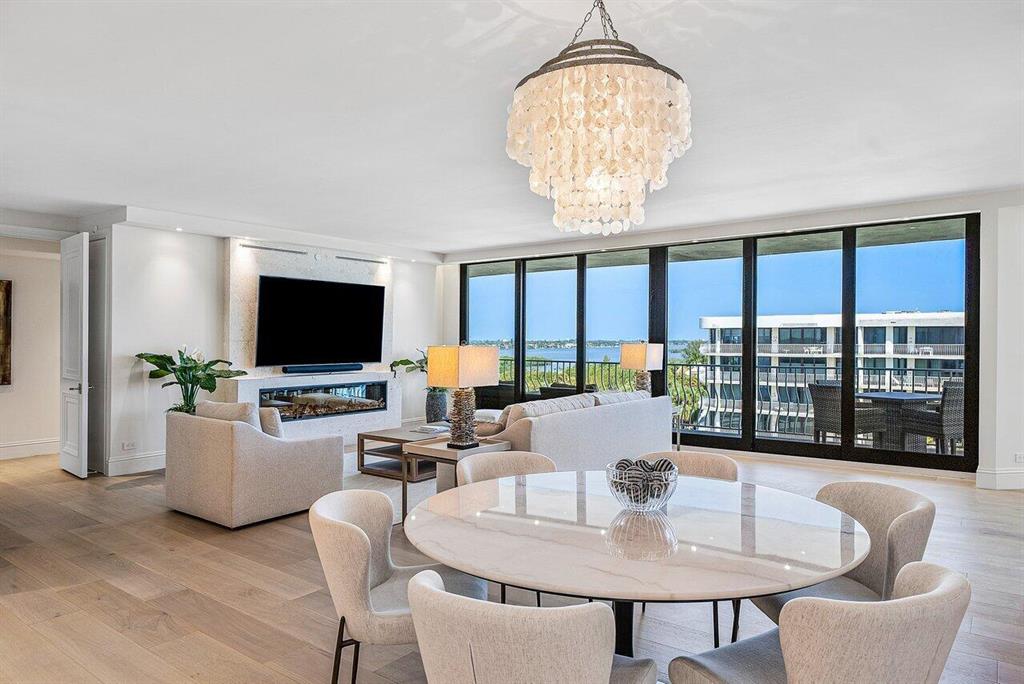 TWO THOUSAND CONDO - Residential