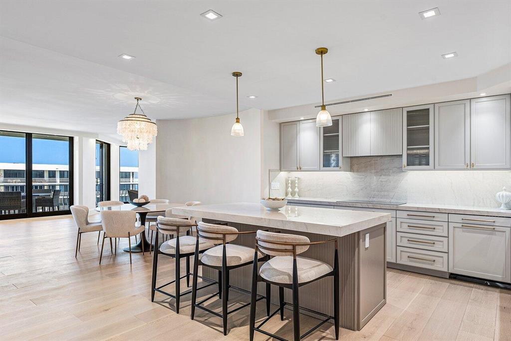 TWO THOUSAND CONDO - Residential