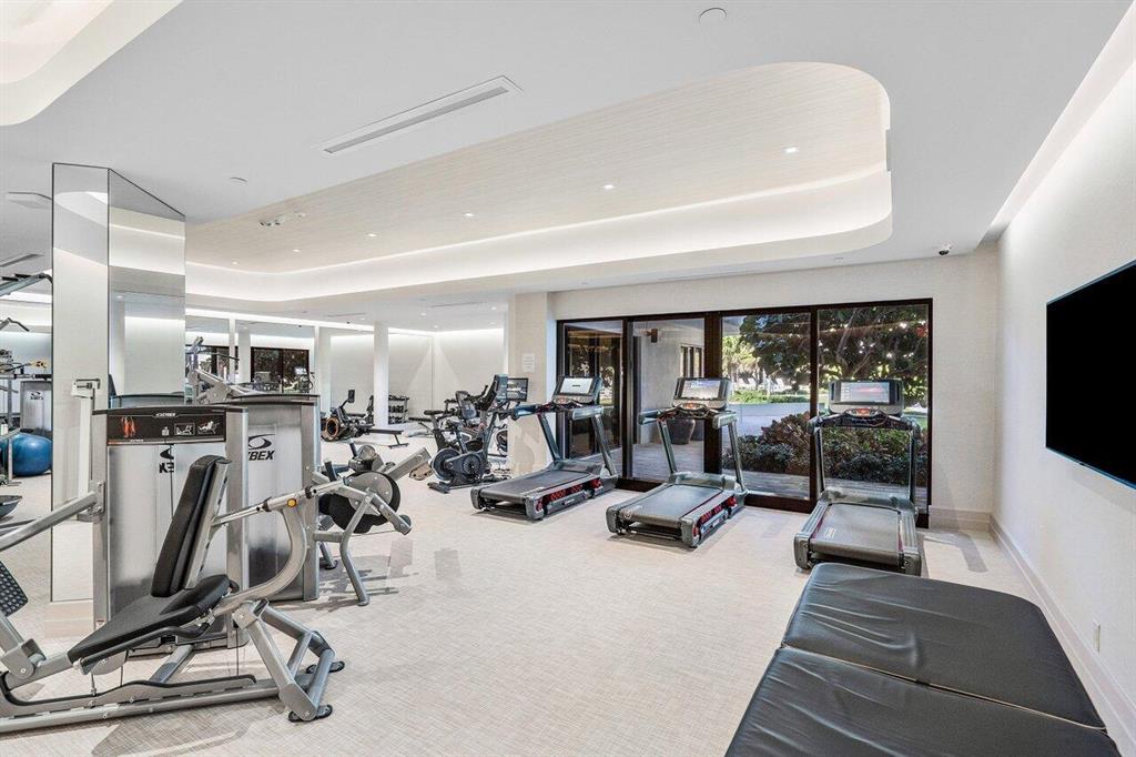 TWO THOUSAND CONDO - Residential