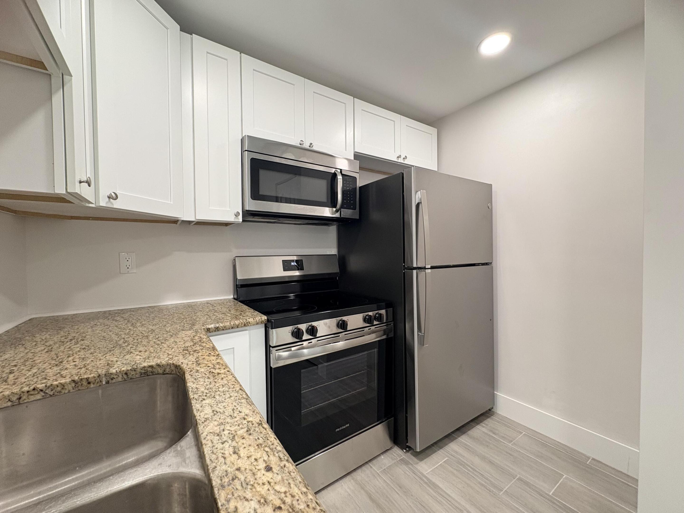 LIGHTHOUSE TERRACE CO-OP - Residential