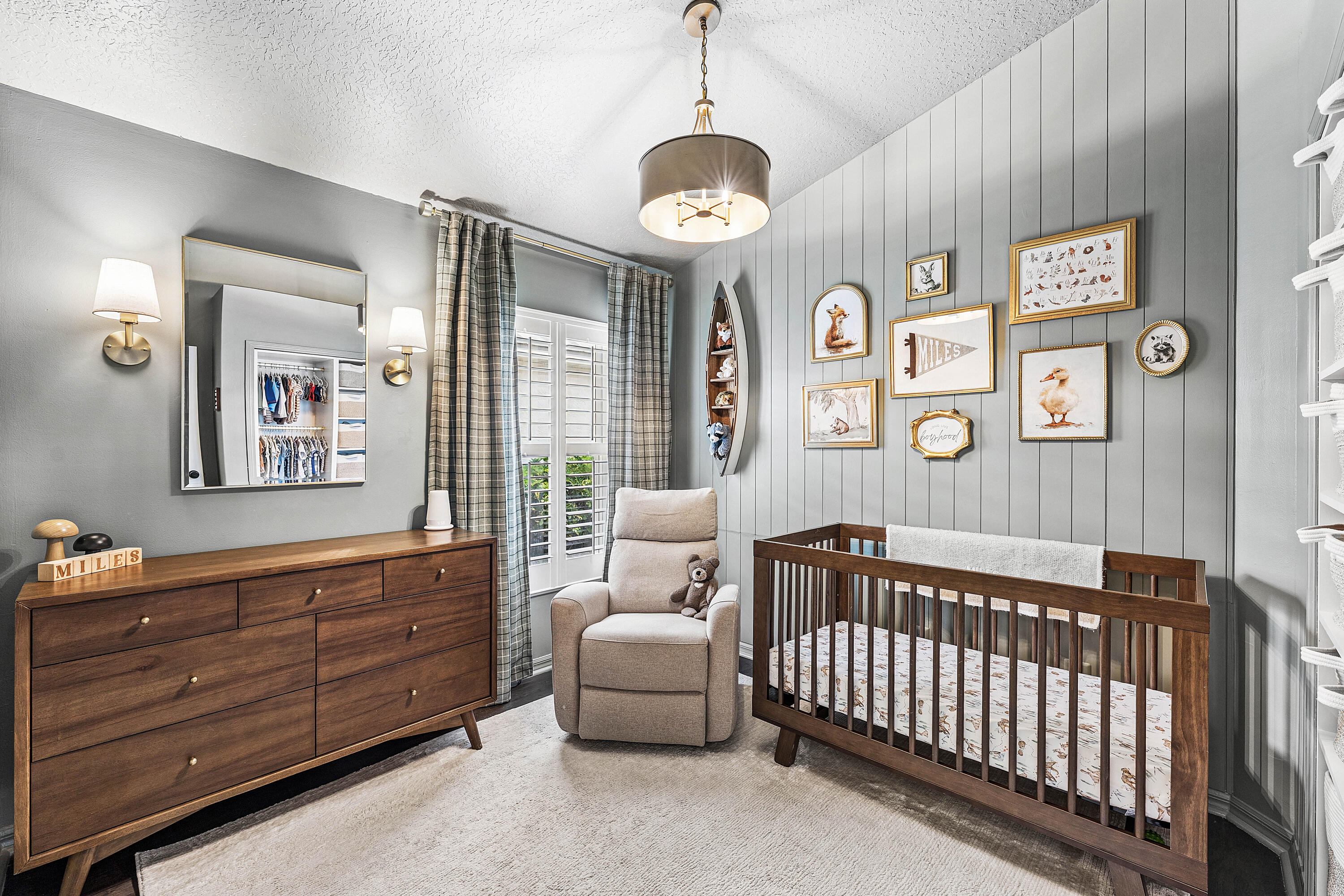 DELRAY LAKES - Residential