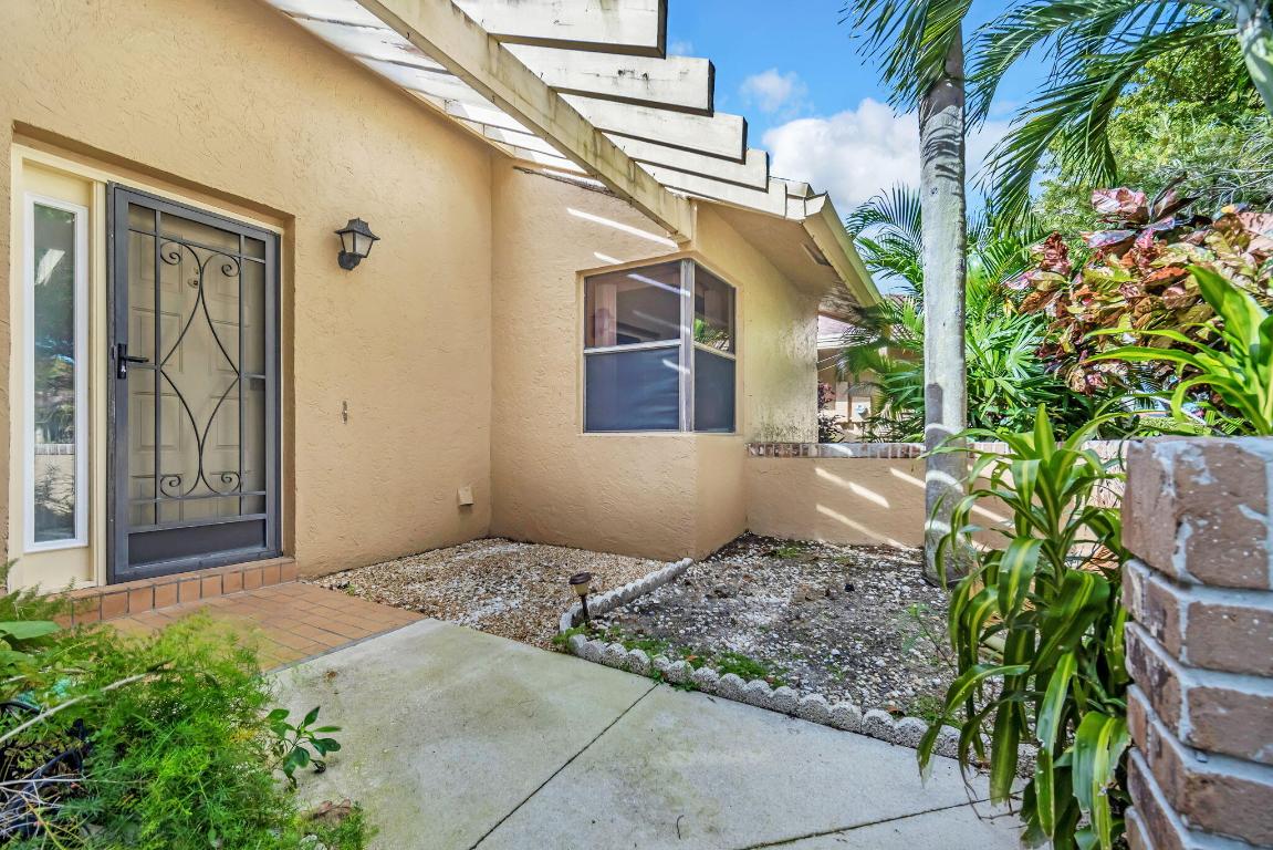 TARTAN COCONUT CREEK - Residential