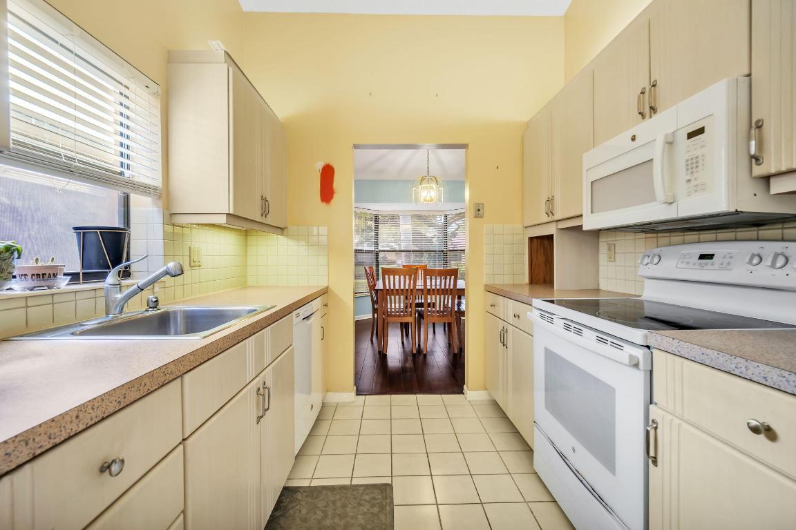TARTAN COCONUT CREEK - Residential